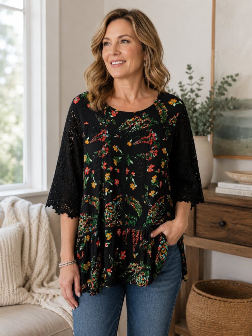 Suzanne Betro Women's Tiered Tunic Top Size L Black Floral Crochet Sleeve Boho